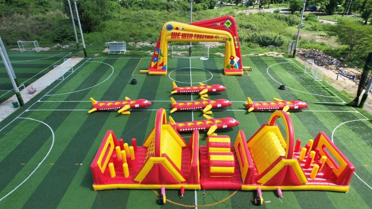Top trò chơi bơm hơi team building được sử dụng nhiều nhất hiện nay 2 team building công ty sử dụng đồ chơi bơm hơi ngoài trời