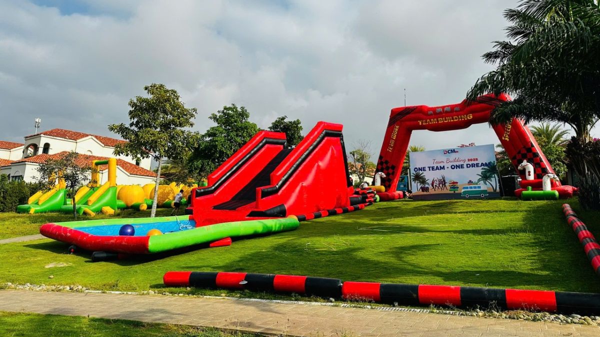 Top trò chơi bơm hơi team building được sử dụng nhiều nhất hiện nay 6 nhà phao liên hoàn bơm hơi team building cho sự kiện công ty