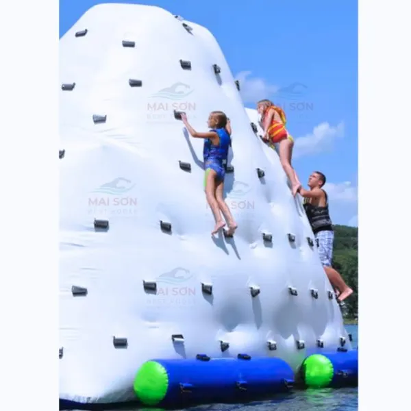 Alternative view of Tháp Leo Núi Team Building