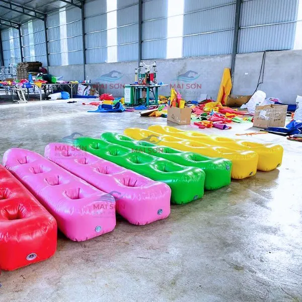Alternative view of Đôi Hia Lỗ Khổng Lồ - Đôi hia team building