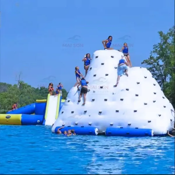 Tháp Leo Núi Team Building