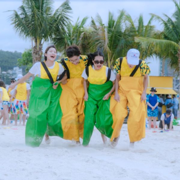 tro-choi-quan-teambuilding-4-nguoi