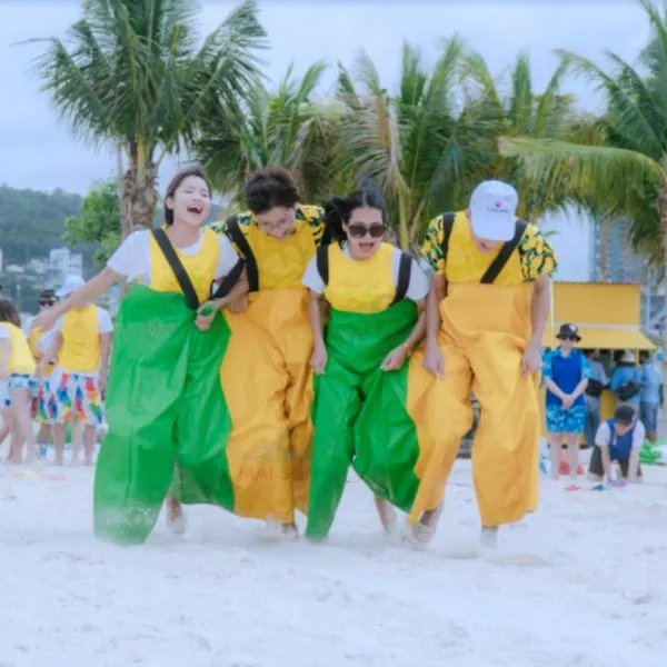 Quần Team Building 4 người